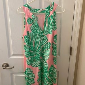 NWOT Lilly Pulitzer dress. Never worn. Pink with large green leaves